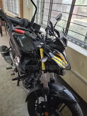 Hero Xtreme 125R . 2025