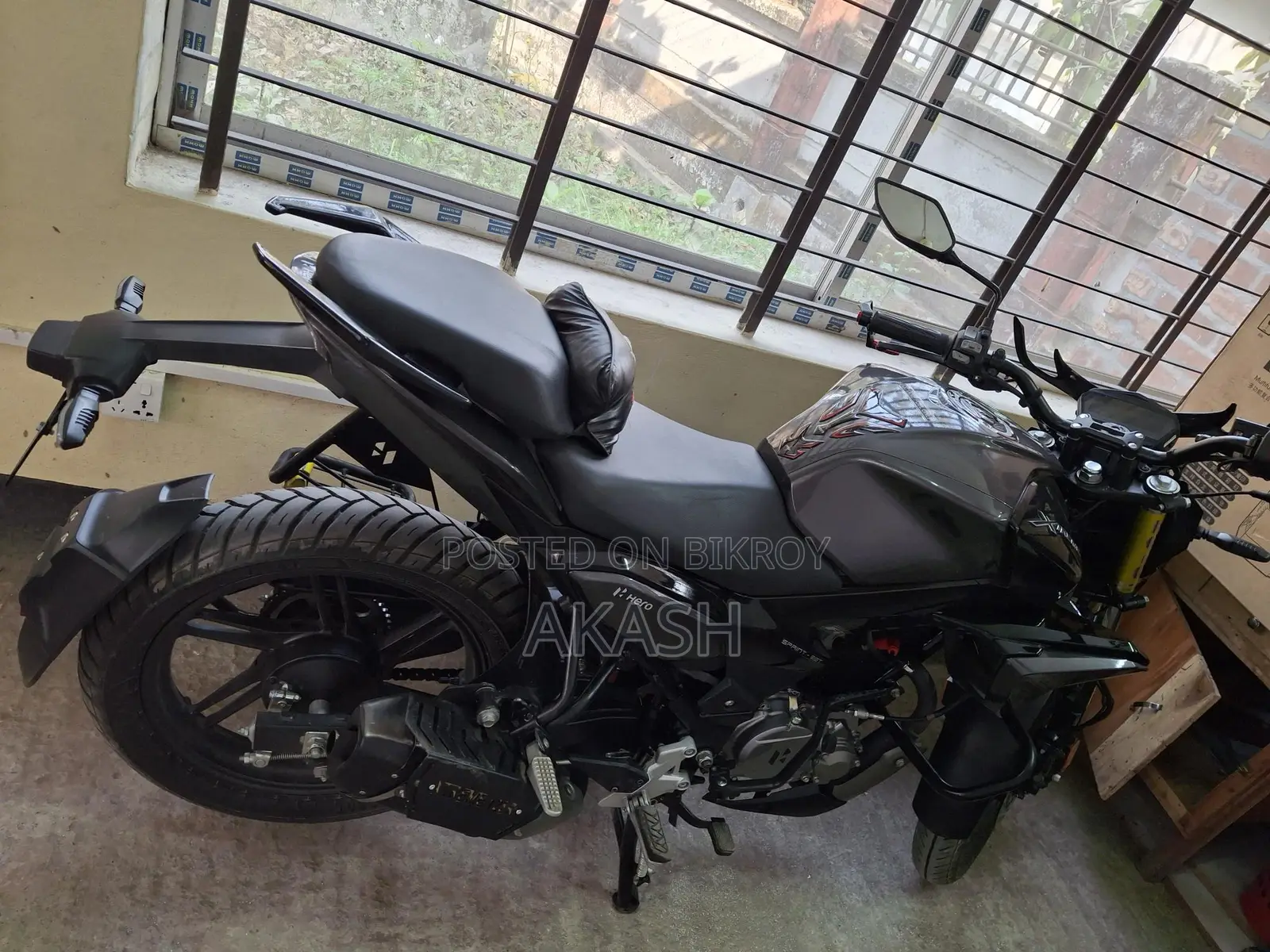 Hero Xtreme 125R . 2025