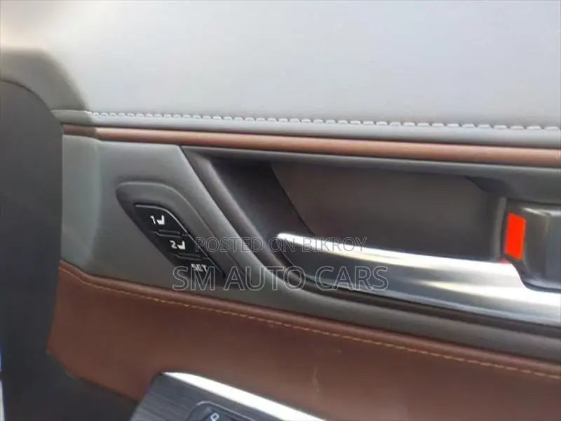 Toyota Harrier Hybrid Z Pearl 2023