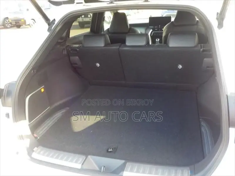 Toyota Harrier Hybrid Z Pearl 2023