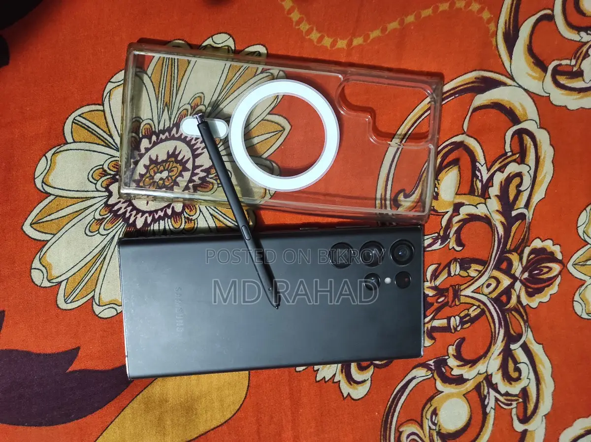 Samsung Galaxy S22 Ultra . (Used)