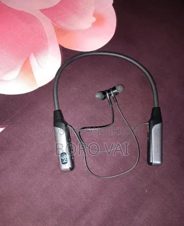 Rexi Neckband with 200-Hour Backup