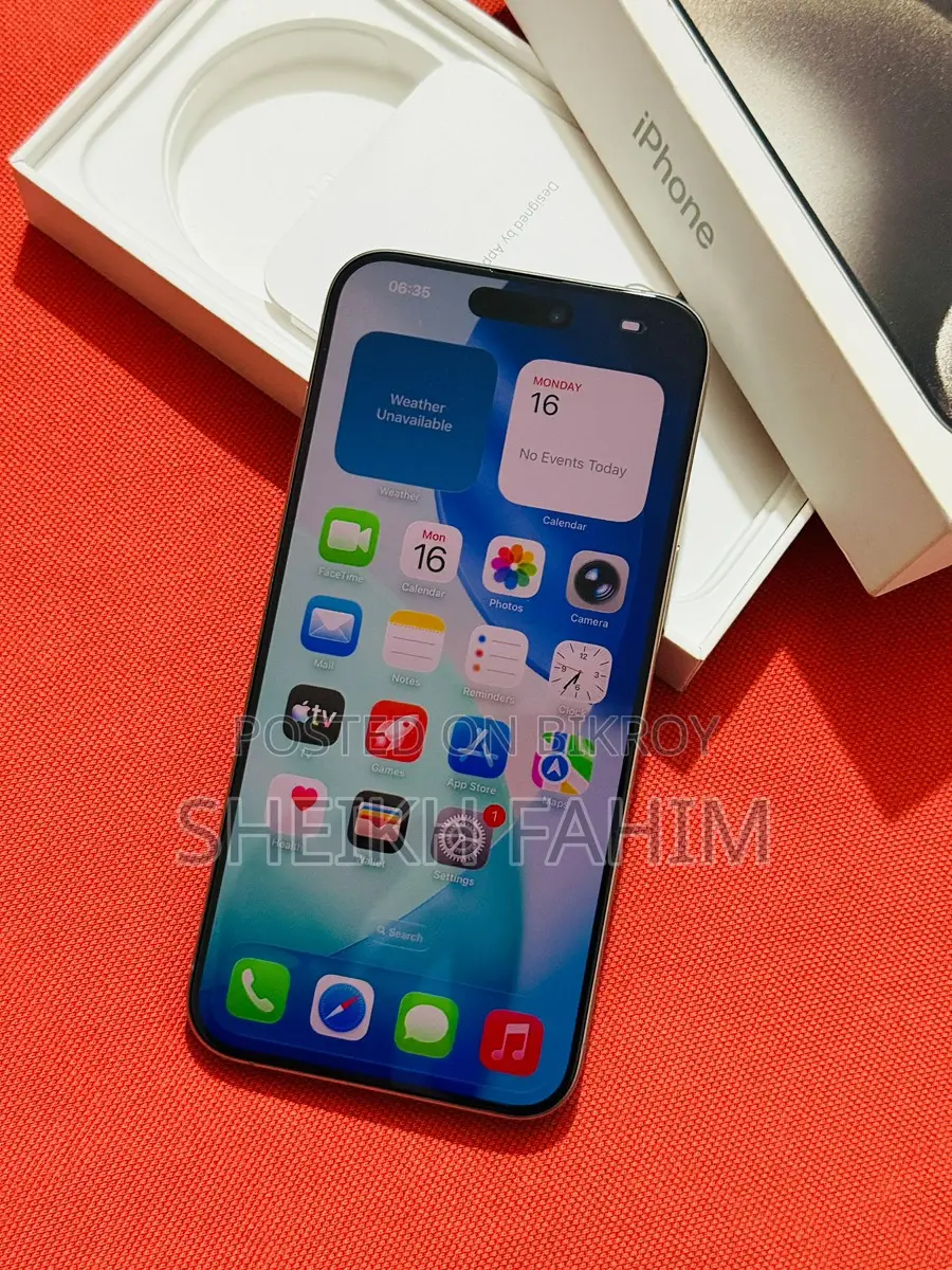 Apple iPhone 15 pro max . (Used)