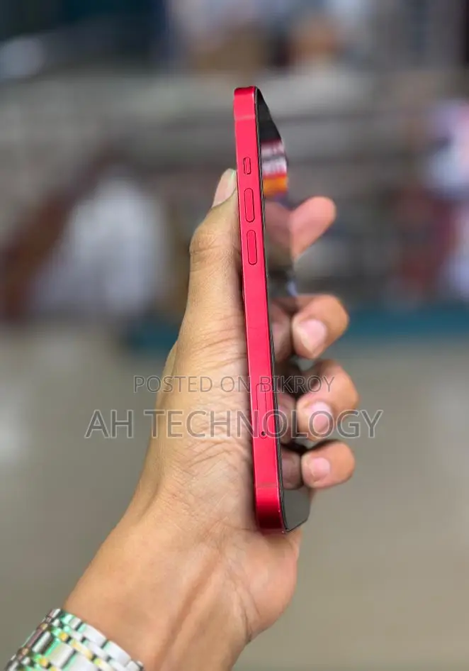 অ্যাপল আইফোন ১৩ স্পেশাল এডিশন রেড (ব্যবহৃত)