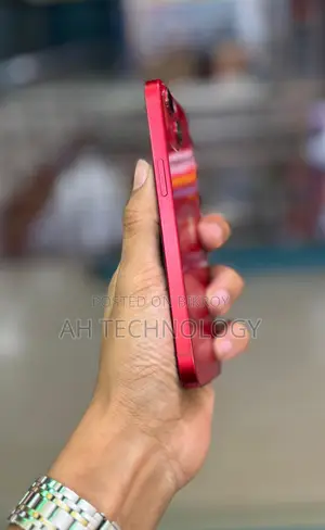 অ্যাপল আইফোন ১৩ স্পেশাল এডিশন রেড (ব্যবহৃত)