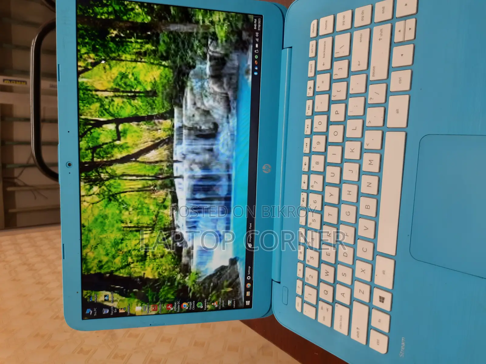 HP ROYAL BLUE 14" LAPTOP AT LOWEST RATE ** CUTE AND HIGH SPEED