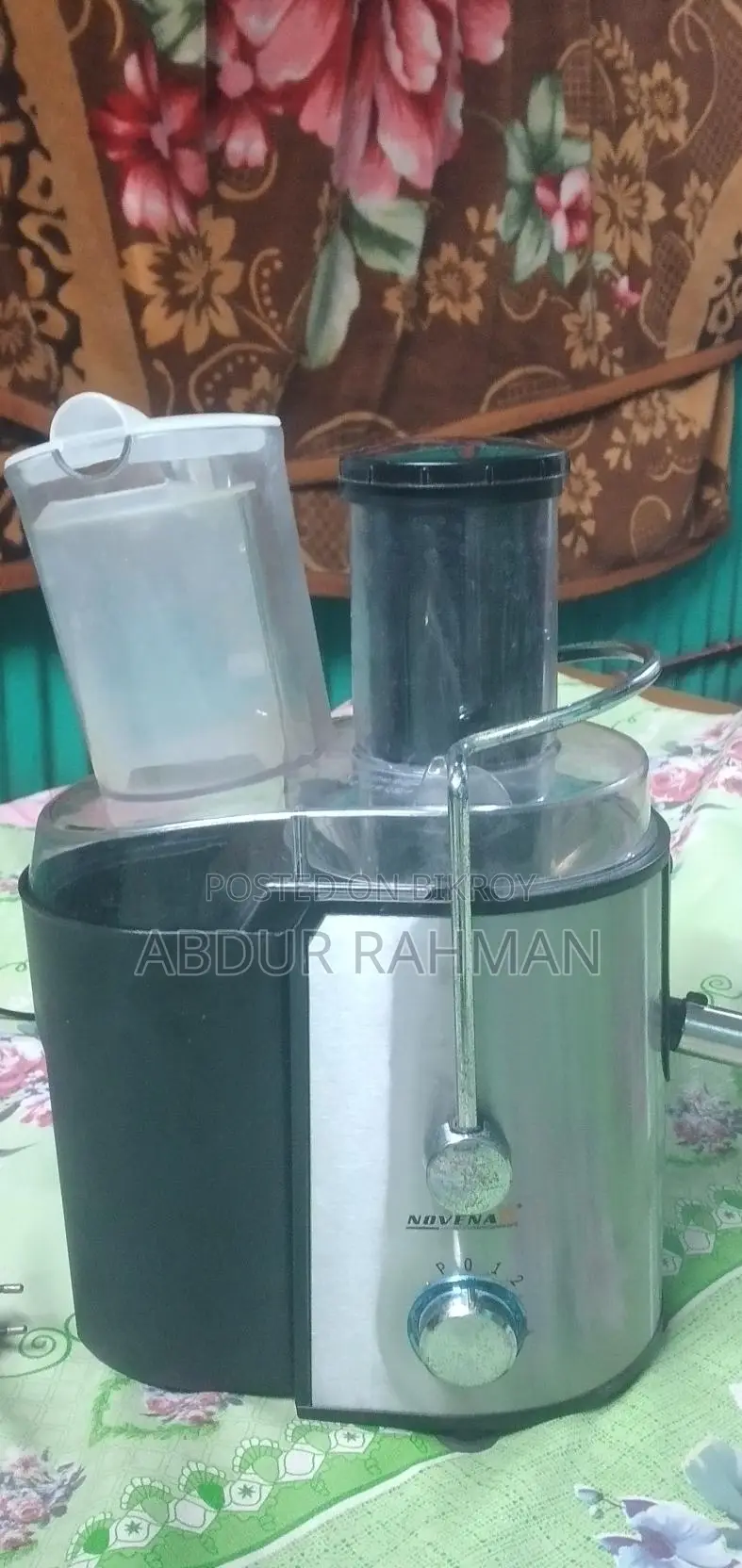 ফলের জুসের মেশিন