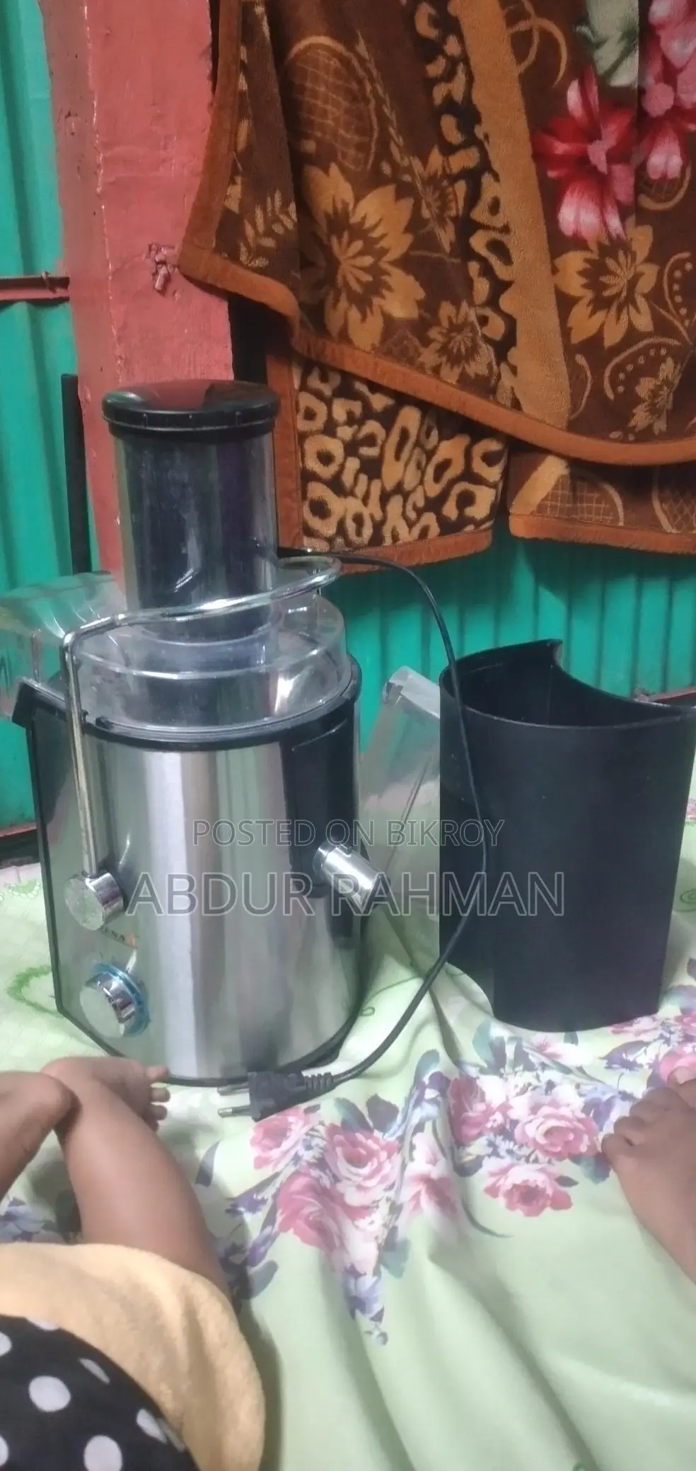 ফলের জুসের মেশিন