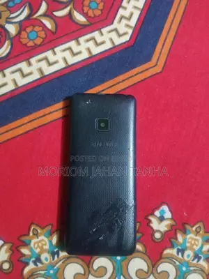 Samsung button phone (Used)