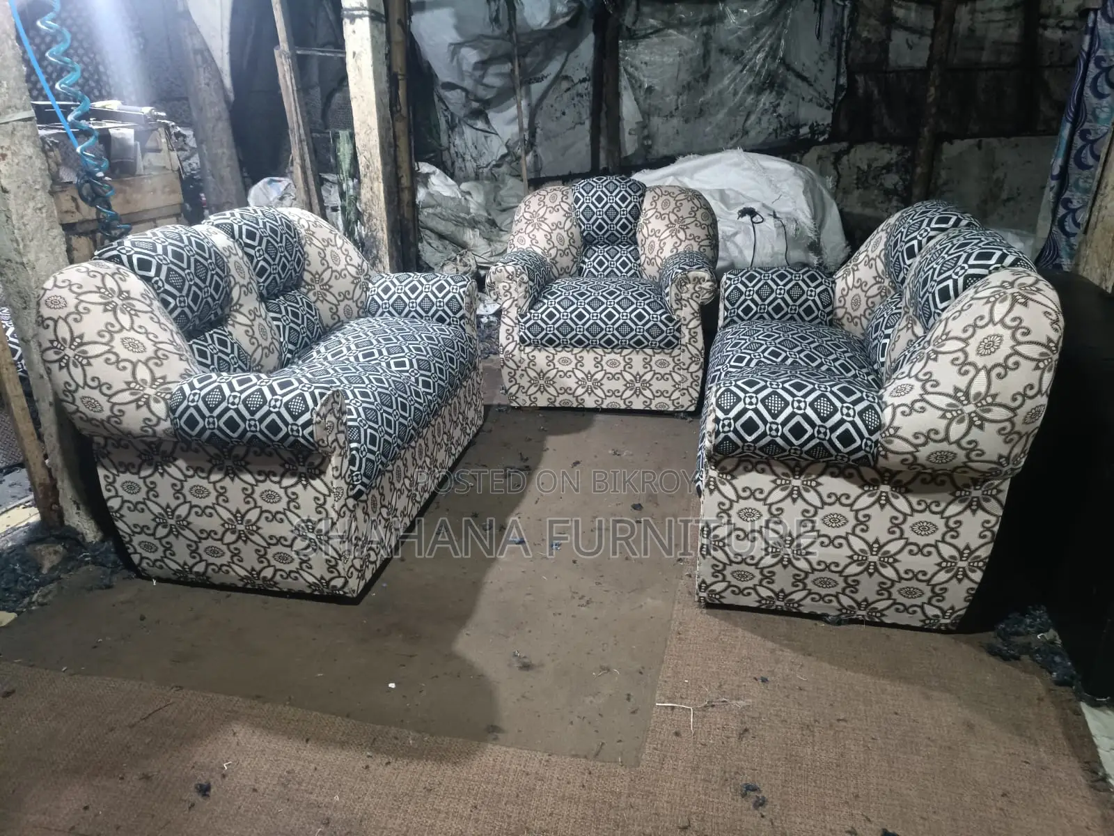 Decorate your home with a Super Set