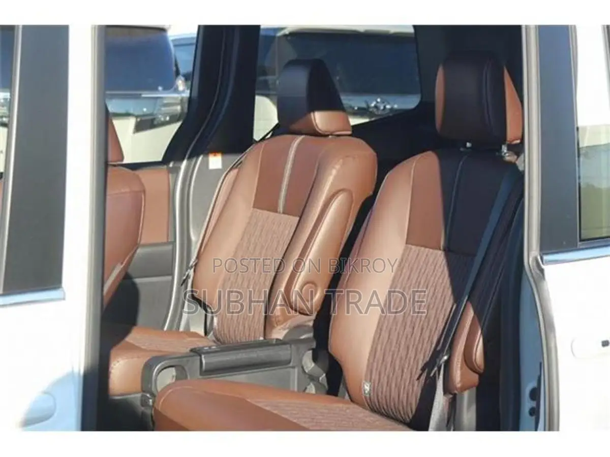 Toyota Noah Z PKG HYBRID 2022