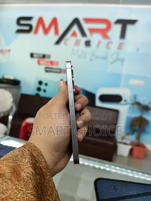 Samsung Galaxy S25 12 256 (Used)