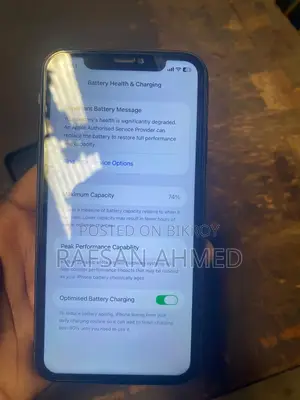 Apple iPhone 11 64 GB (Used)