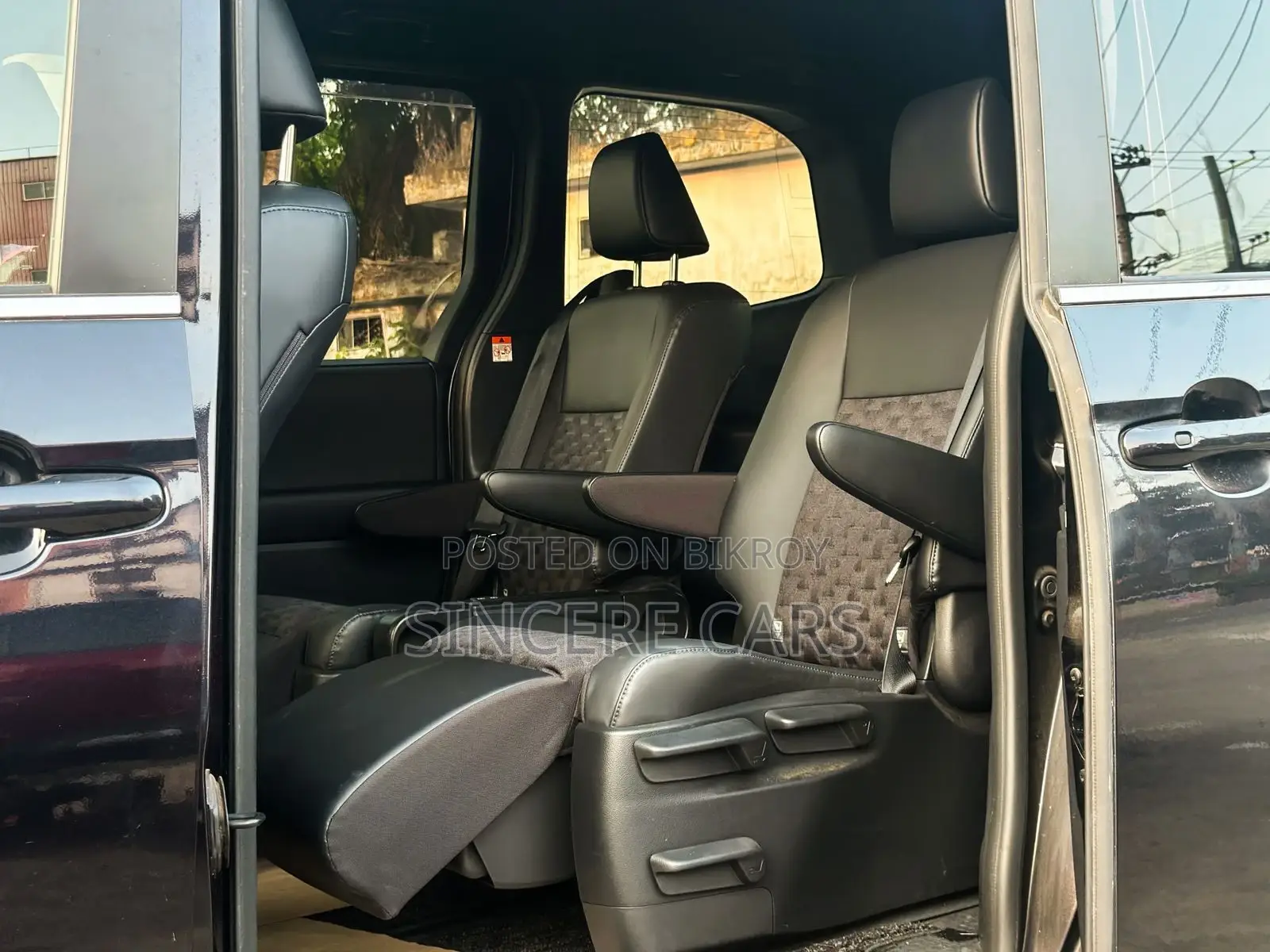 Toyota Voxy SZ FULL LOAD 35000KM 2021