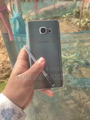 Samsung Galaxy Note 5 . (Used)