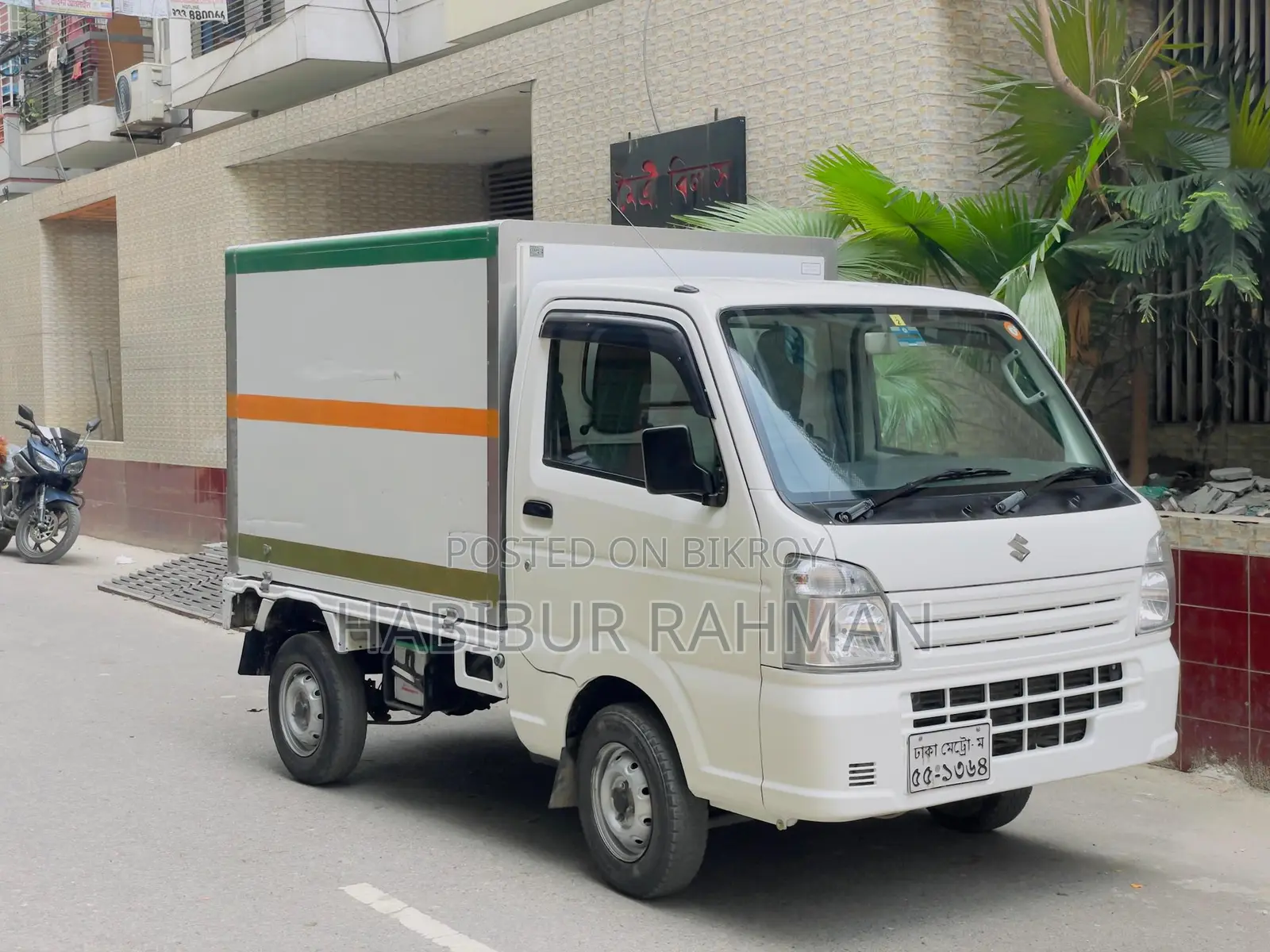 Suzuki Van 2016