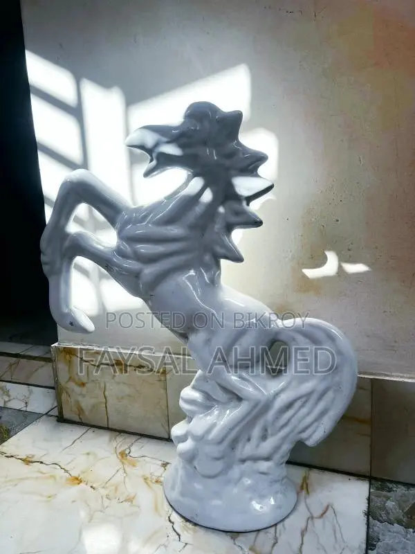 White Horse Statue