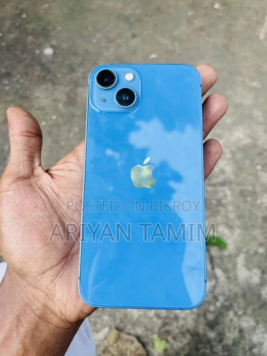 Apple iPhone 13 (Used)