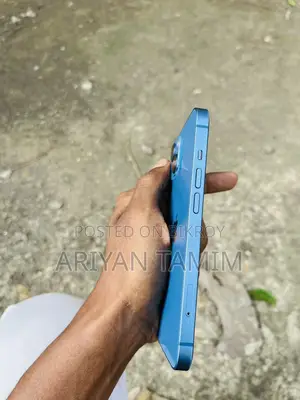 Apple iPhone 13 (Used)