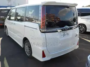 Toyota Noah SI-WXB 4.0 PEARL 2020