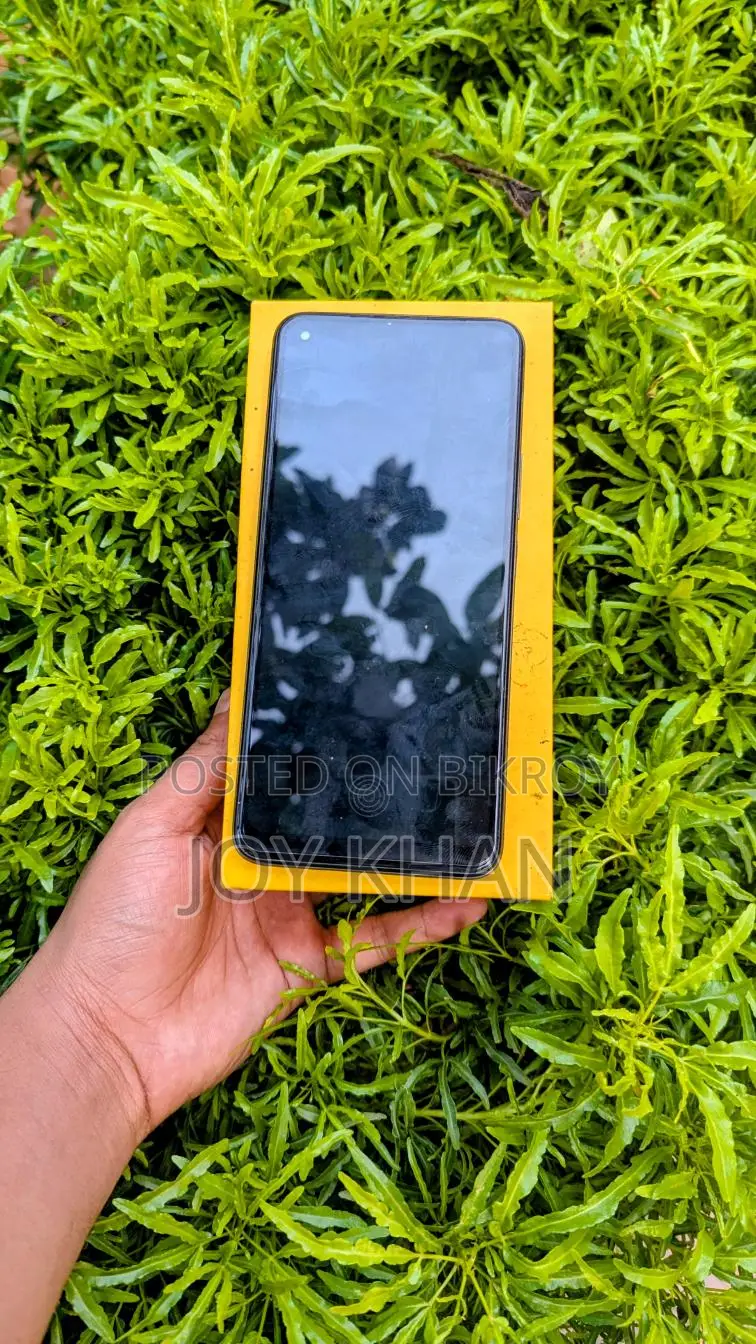 Realme 8 (Used)