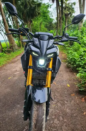 Yamaha 2023 Black