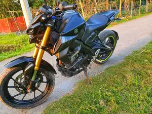 Yamaha 2023 Black