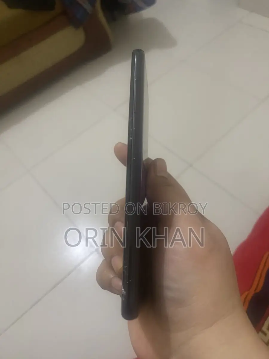 Samsung Galaxy S8 4/64 (Used)