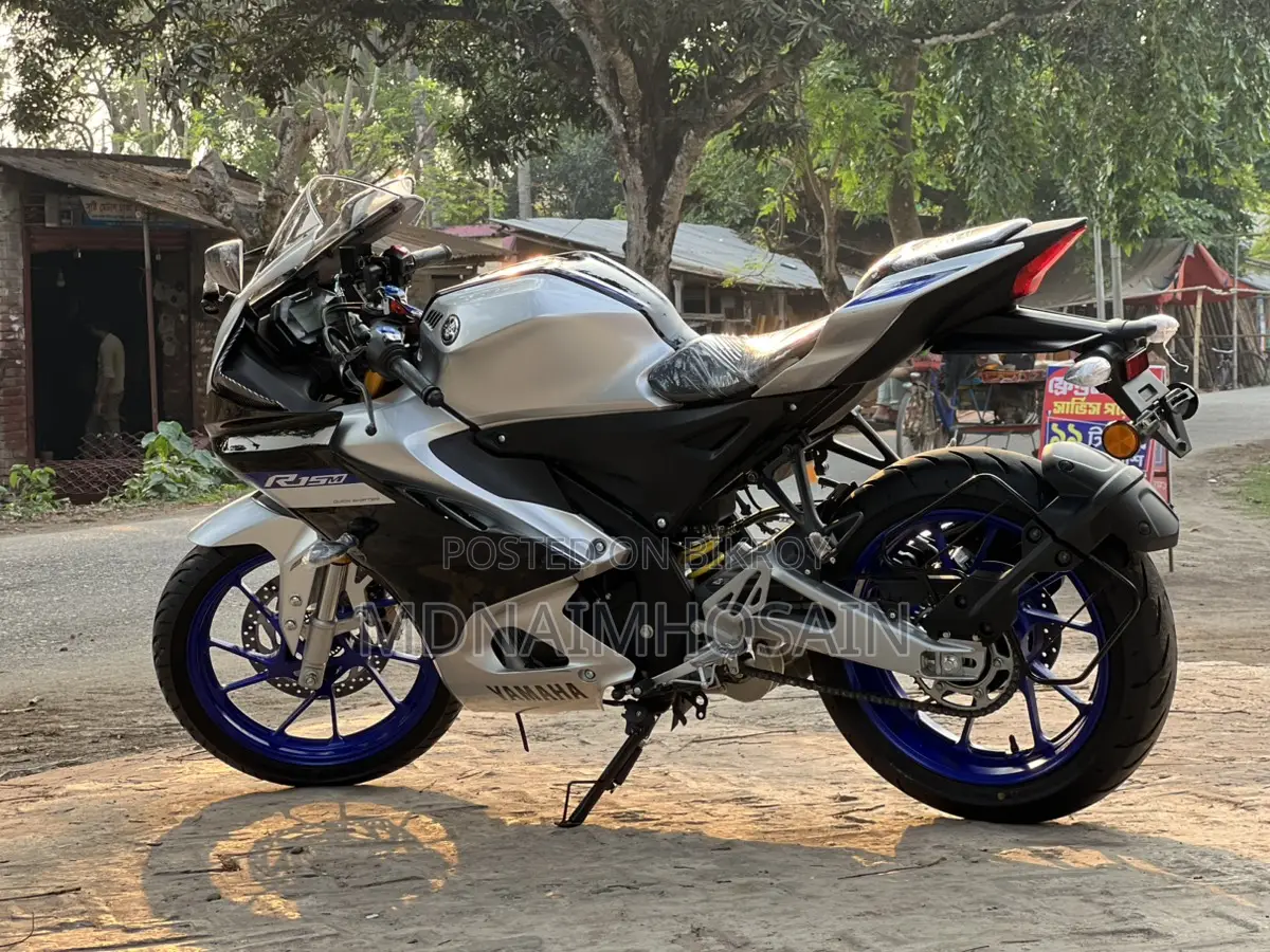 Yamaha R15 M . 2026