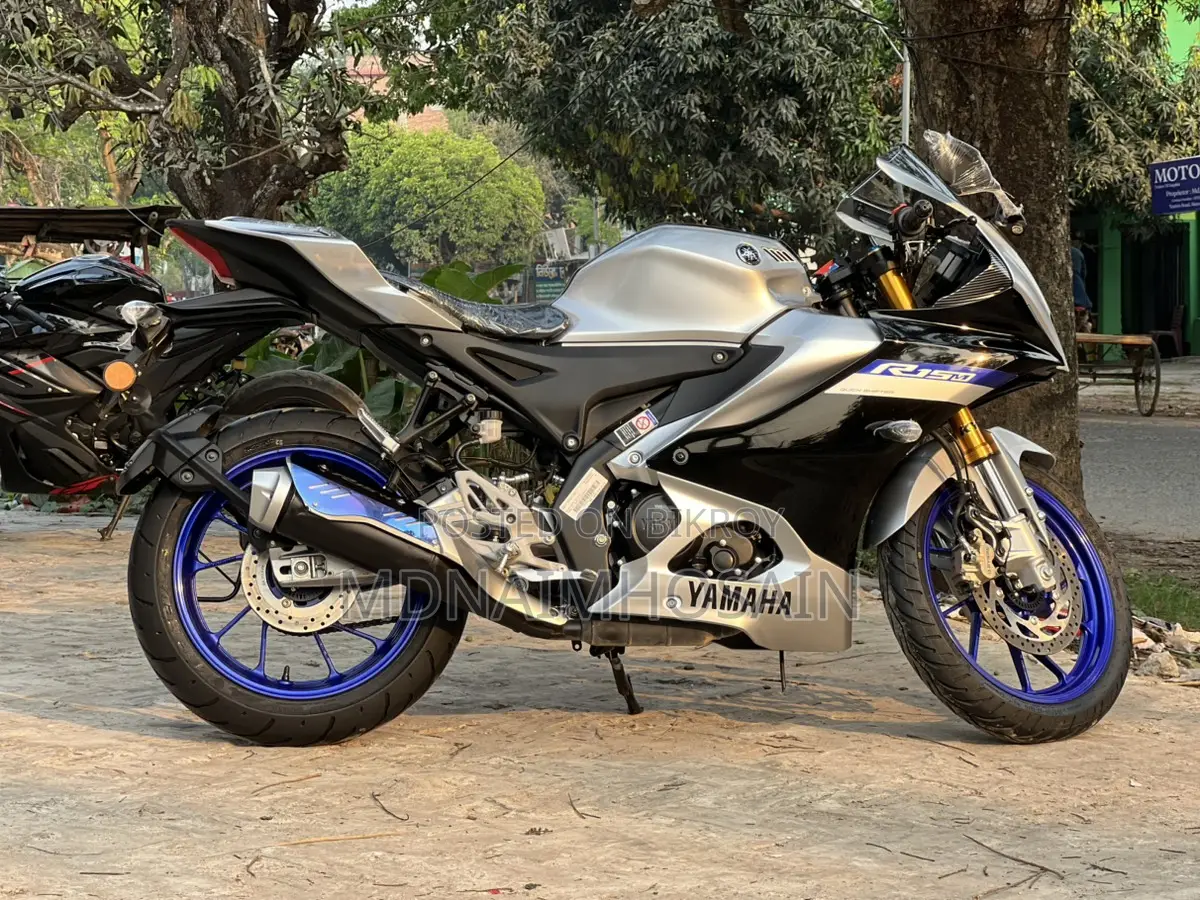 Yamaha R15 M . 2026