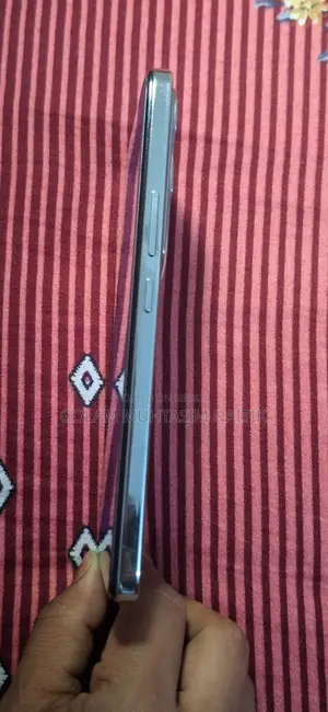 Vivo V40 lite 8/128 (Used)