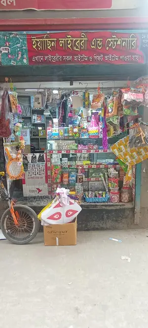 দোকানের গ্লাস কাউন্টার টেবিল বিক্রি হবে