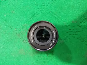 Samsung Nx100 mirror less camera