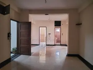 নিকেতনে ১৭০০ বর্গফুটের লেক ফেসিং ব্র্যান্ড নিউ অ্যাপার্টমেন্ট বিক্রয় হবে