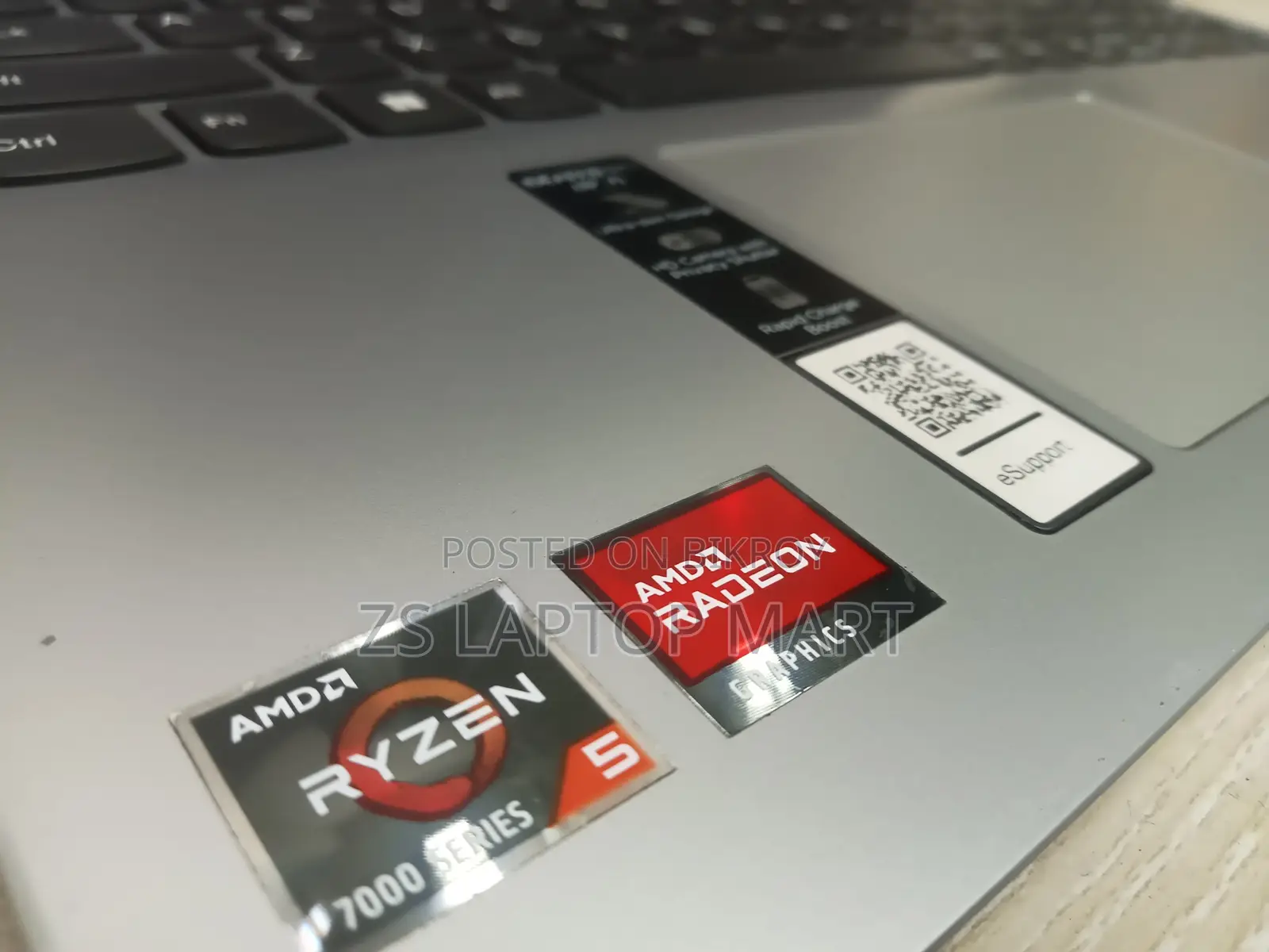 Lenovo Ryzen 5-7520U 512GB SSD 8GB DDR5 RAM 2GB Dedicated Graphics