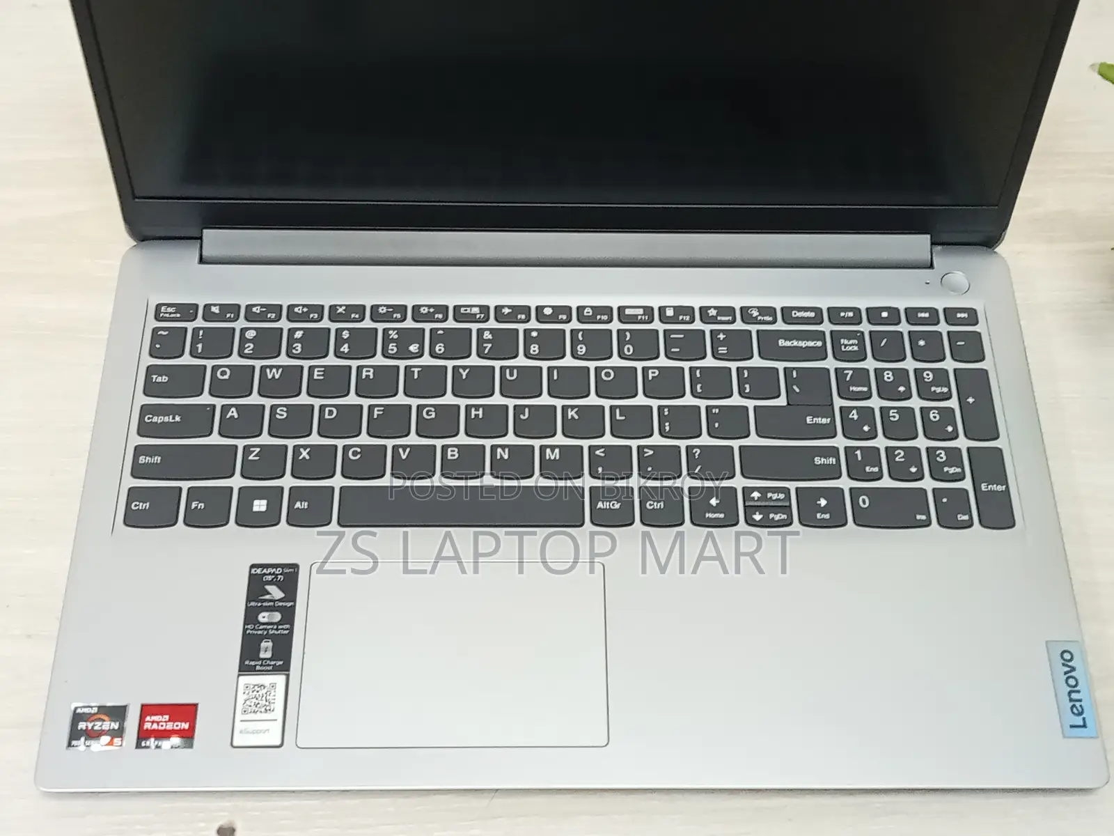 Lenovo Ryzen 5-7520U 512GB SSD 8GB DDR5 RAM 2GB Dedicated Graphics