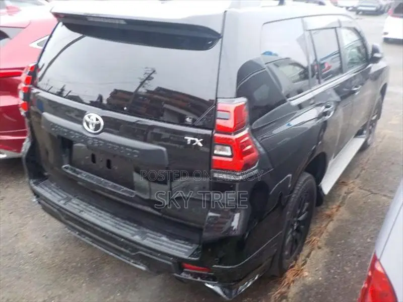 Toyota Land Cruiser Txl Matt Black. 2022
