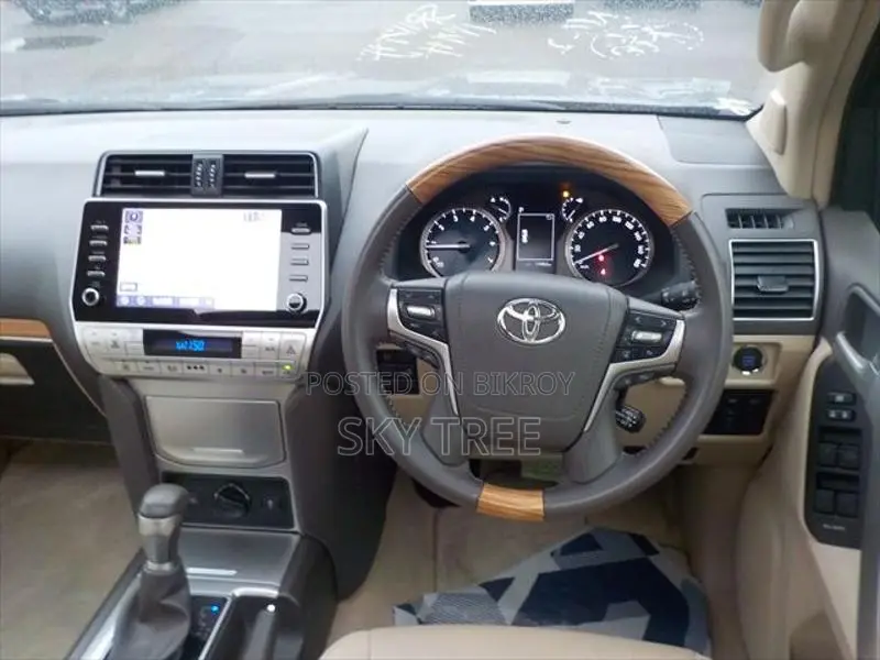 Toyota Land Cruiser Txl Matt Black. 2022