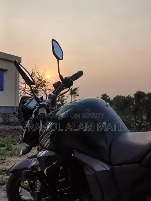 Yamaha FZs V2 . 2024