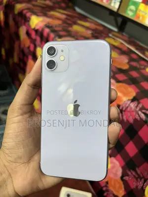 Apple iPhone 11 (Used)