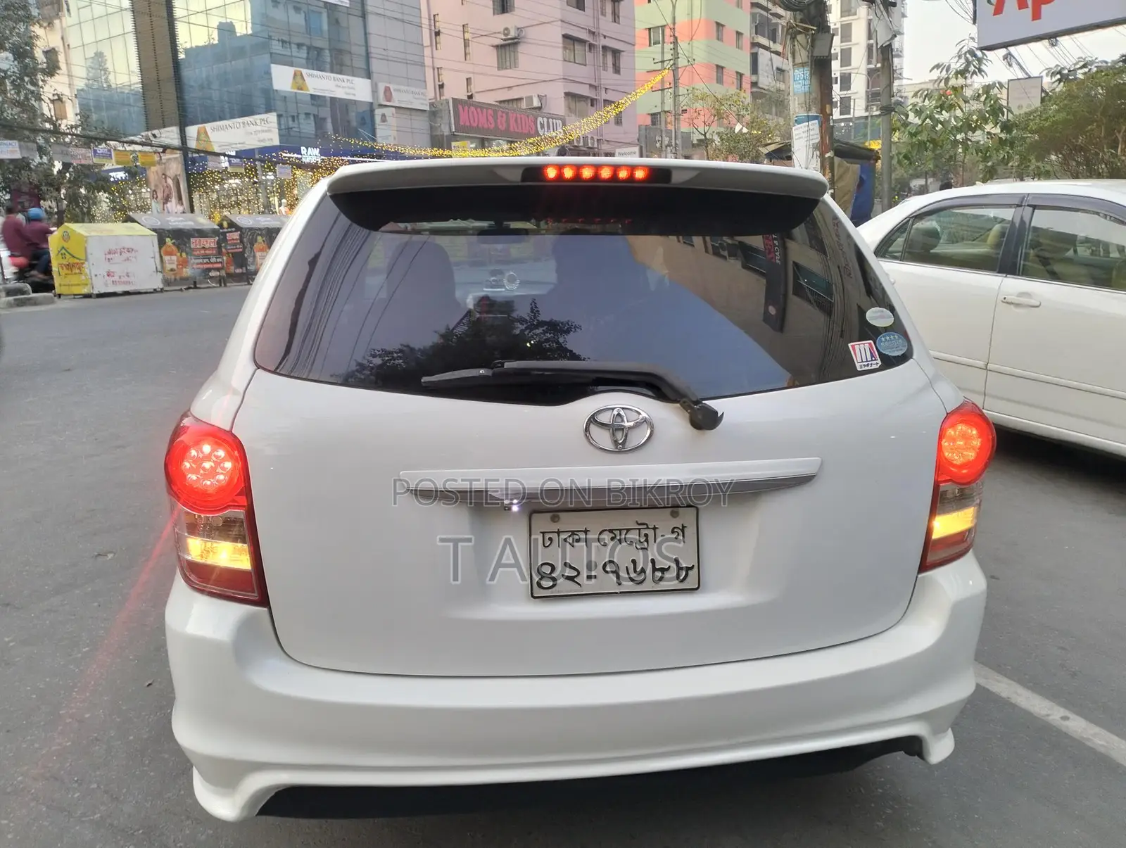Toyota Corolla Fielder 2011 Pearl