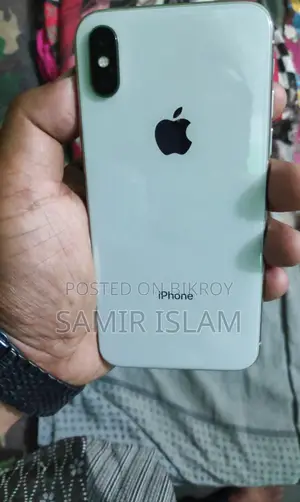 Apple iPhone X 64GB (Used)