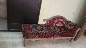 Selling a Good Quality Sofa