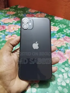 Apple iPhone 11 (Used)