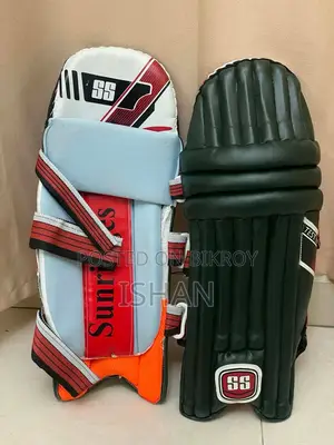 প্রায় নতুন ক্রিকেট কিট