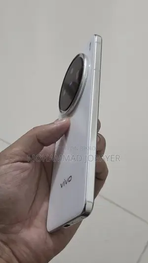 Vivo X200 (Used)
