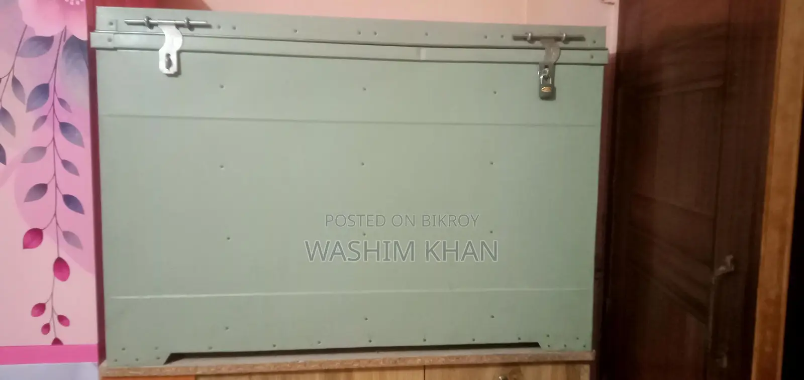 ট্যাং/ লকার