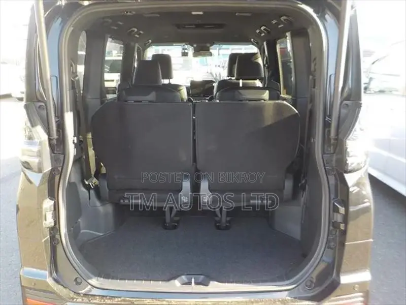 Toyota Voxy S-Z PKG 4.0 BLACK 2023