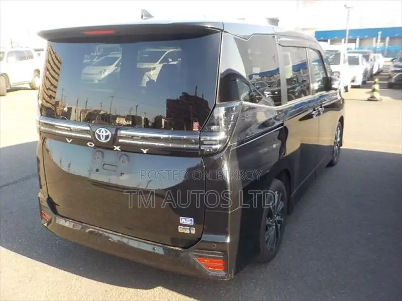 Toyota Voxy S-Z PKG 4.0 BLACK 2023