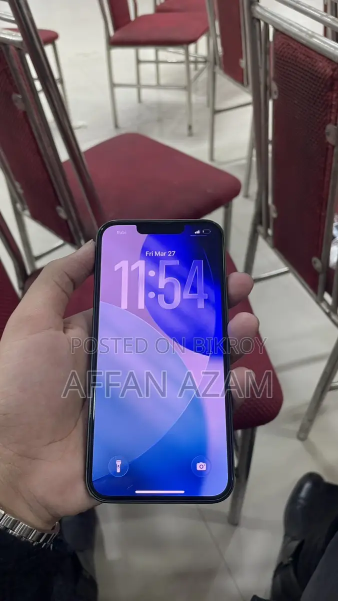 Apple iPhone 13 All okay (Used)